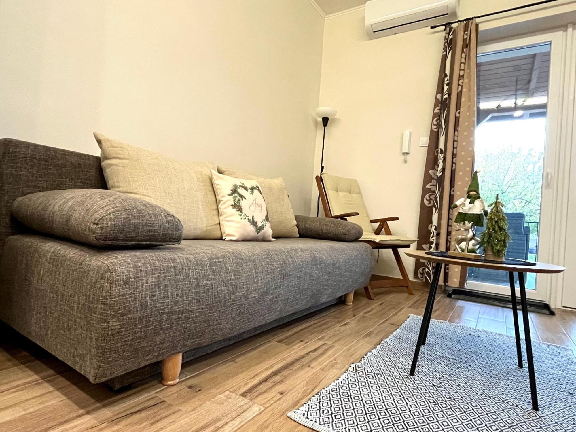Voeroesmarty Apartmanhaz Mako Ngoại thất bức ảnh